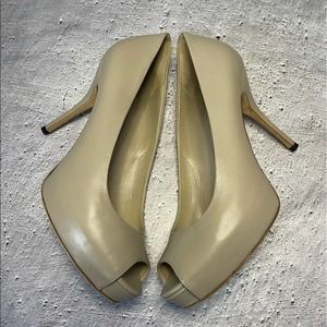 Gucci Betty Platform Peep Toe Heels (9.5)